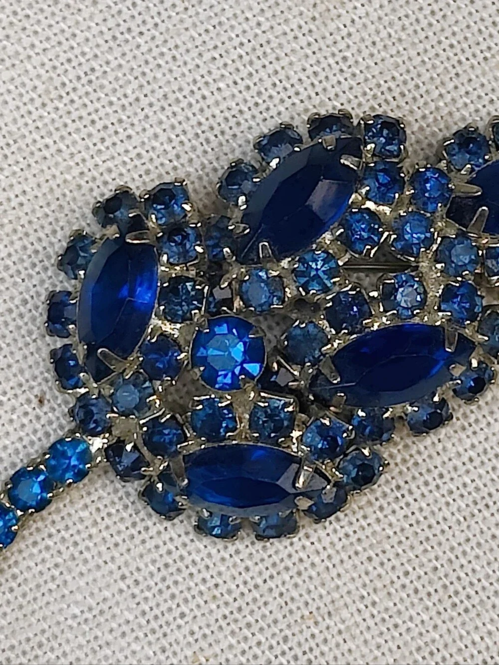 Vintage Juliana D&E Blue Rhinestone Fruits